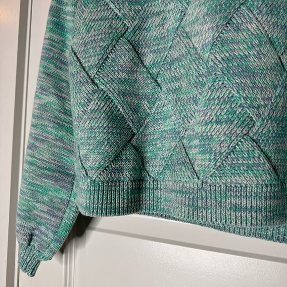 NEW 525 AMERICA lattice split neck collar pull over in cyan multi - Picture 14 of 15